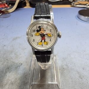 Vintage Mickey Mouse Watch. INGERSOLL Walt Disney Productions 50’s